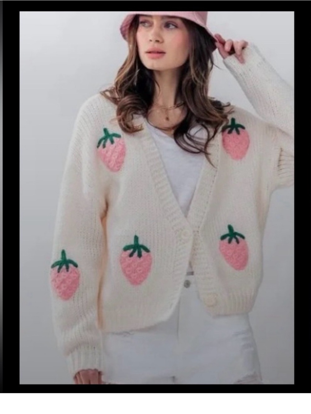 Luna Ivy Strawberry Knit Cardigan Medium - Picture 2 of 8